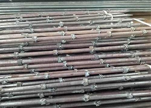 梅江隧道钢花管